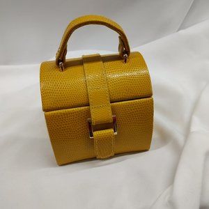 Wolf Designs travel jewelry case